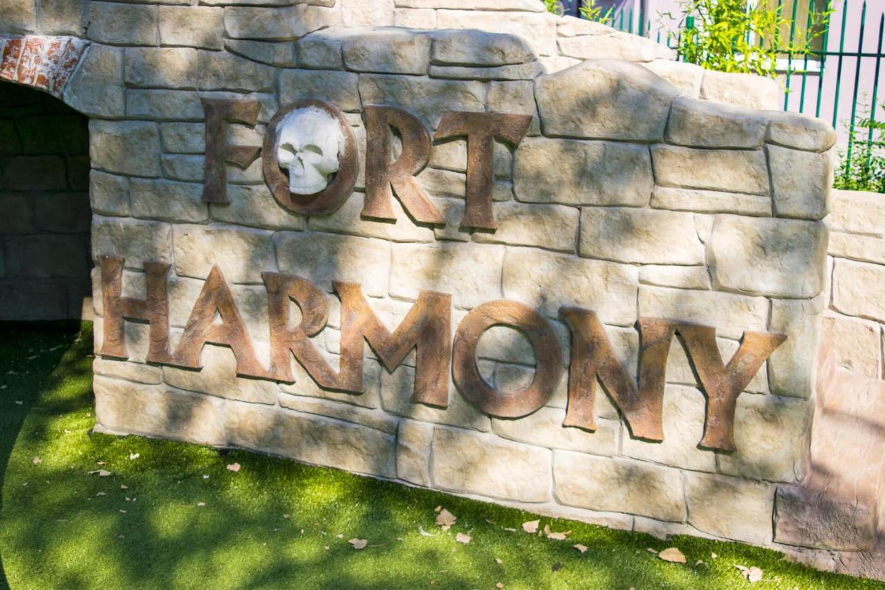 Harmony Suites - Dream Island ซันนีบีช ภายนอก รูปภาพ